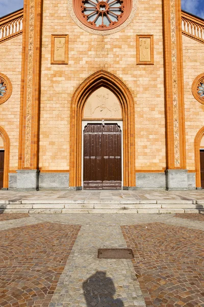 Villa igreja varese porta velha — Fotografia de Stock