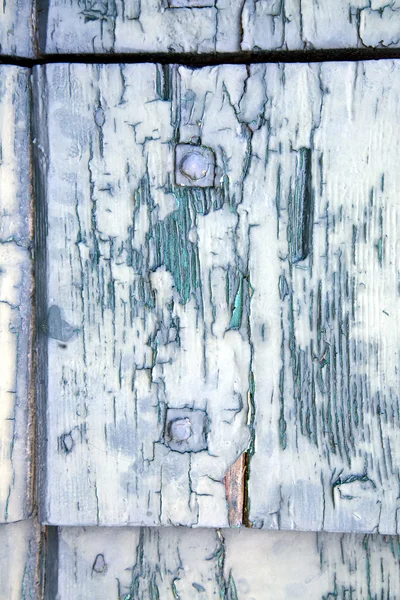 Kołatka zardzewiały mosiądzu brązowy i drzwi c ZAMKNIĘTA — Zdjęcie stockowe