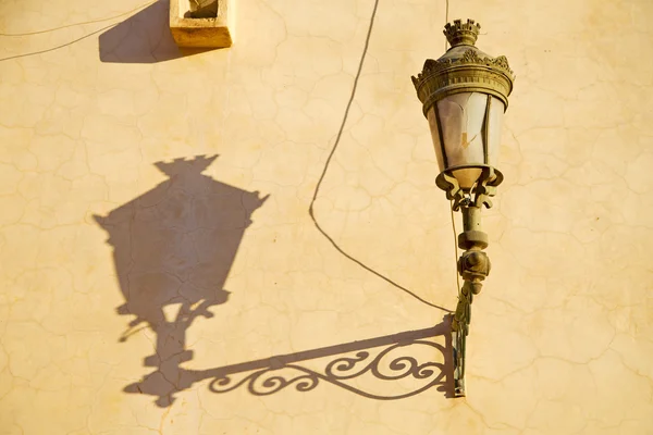 Λάμπα του δρόμου Μαρόκο σκιά διακόσμηση — Φωτογραφία Αρχείου