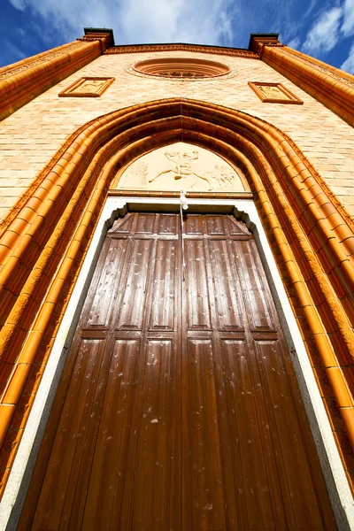 イタリア ロンバルディア州ヴィラ ・ コルテーゼ ・古い教会閉鎖 — ストック写真