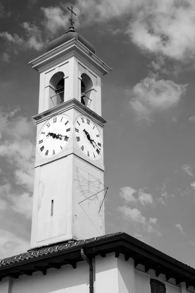 Ancienne tour de l'horloge en italie europe vieille pierre et cloche — Photo