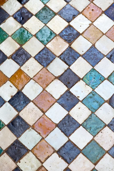 Linha em África piso de azulejo antigo abstrato cerâmico — Fotografia de Stock