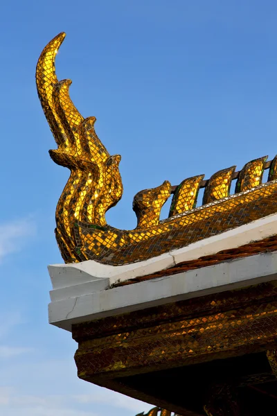 Bangkok im Tempel thailändischen Drachen Mosaik — Stockfoto