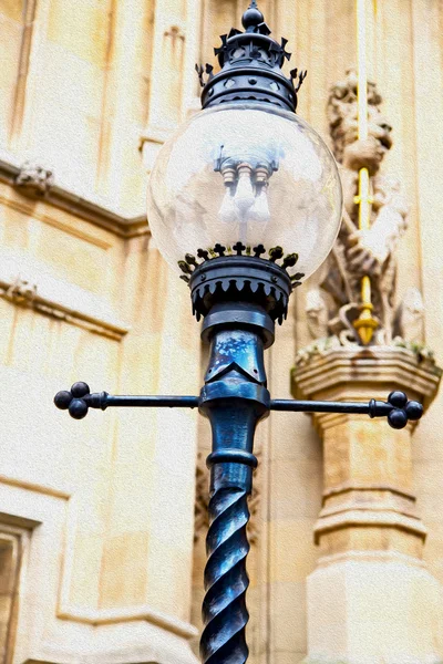 Europa in de muur van Londen lantern en abstract verlichting — Stockfoto