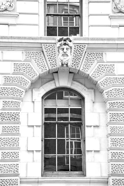 Arquitectura antigua en Inglaterra Londres pared de Europa y la historia — Foto de Stock