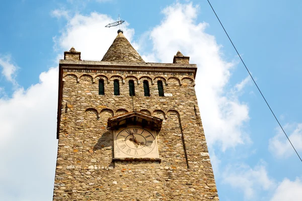 İtalya Avrupa eski taş ve çan — Stok fotoğraf