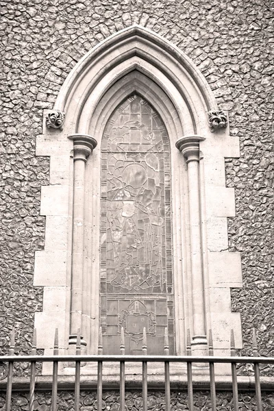 Дверная кофта в лондонском старом здании — стоковое фото