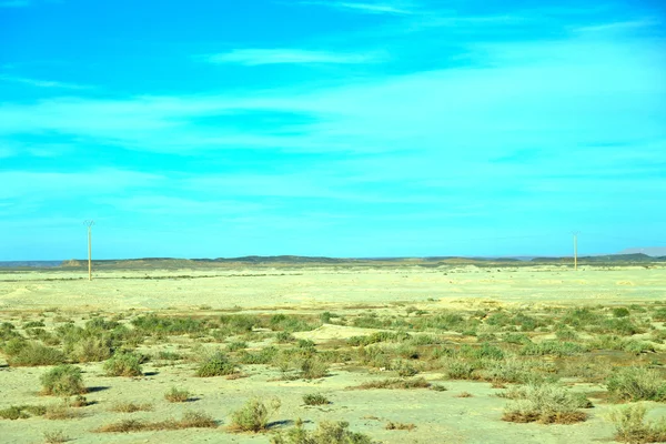 Rue dans la vallée marocaine afrique l'atlas montagne sèche — Photo