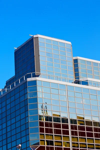 Windows in london home    skyscraper  building Stock Photo