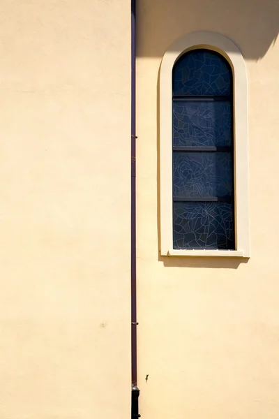 Obturador europe italia lombardía en el milano viejo windo —  Fotos de Stock