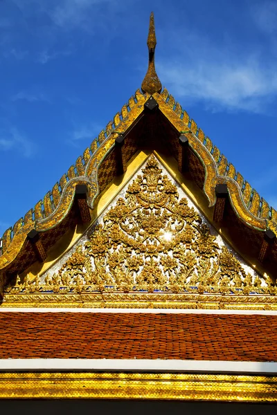 Bangagara dans le temple thailand abstrait front — Photo