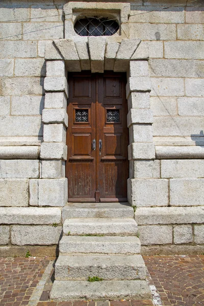 Puerta en italia columna lombardía la milano vieja ventana — Foto de Stock