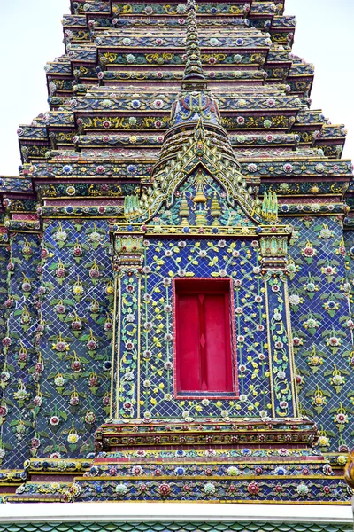 Tower bangkok in the temple  thailand abstract cross red — Stock Photo, Image