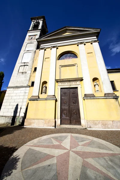 El solbiate cerrado ladrillo torre acera italia lombardía — Foto de Stock