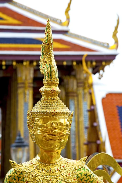 Демон храм Бангкок Асия крыша дворцы воин монстр — стоковое фото
