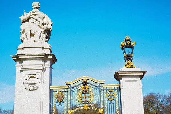 In london england das alte metalltor royal palast — Stockfoto