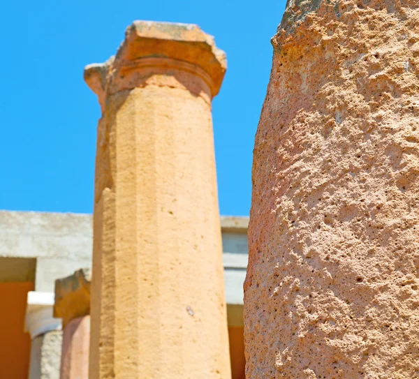 V Aténách sloupci staré kamenné stavby Asie Řecko — Stock fotografie