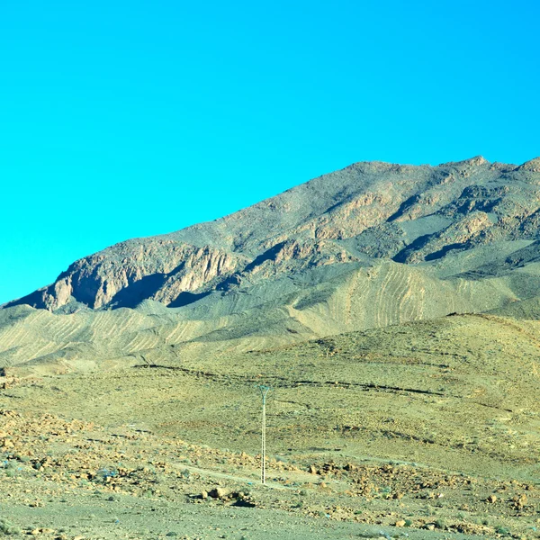 アトラス乾燥山谷モロッコのアフリカのブッシュします。 — ストック写真
