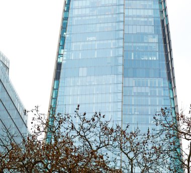 Yeni Bina Londra gökdelen finansal bölgesinde bir