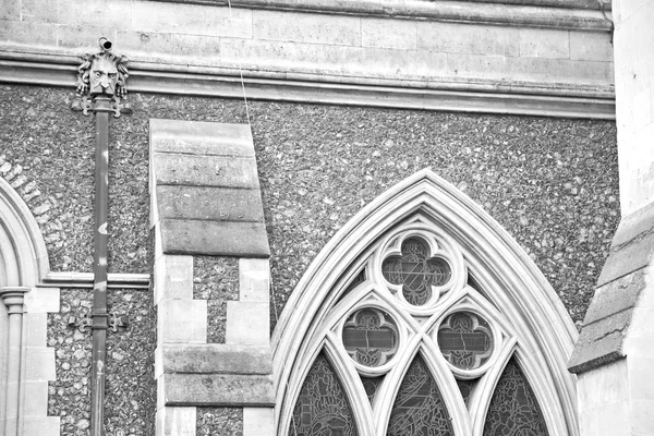 Puerta catedral southwark en Londres Inglaterra antigua construcción un — Foto de Stock