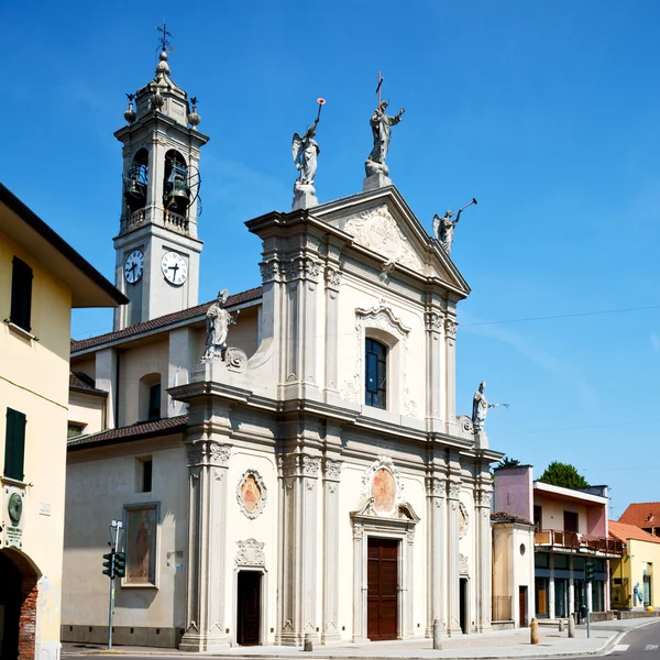 Mittelalterliche alte architektur in italien europa milan religion a — Stockfoto