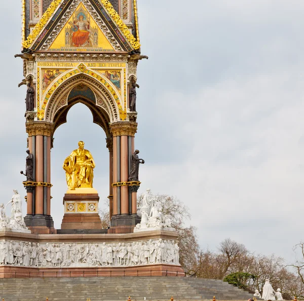 Albert monument à Londres Royaume-Uni kingdome et vieille construction — Photo