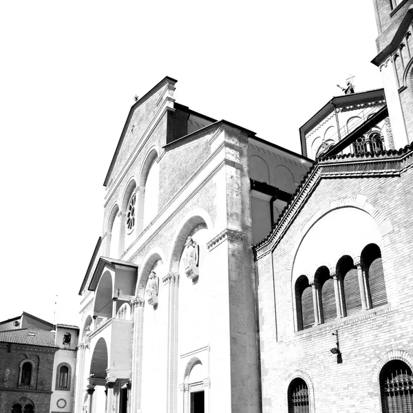 Cultura arquitectura antigua en italia europa milan religion a — Foto de Stock