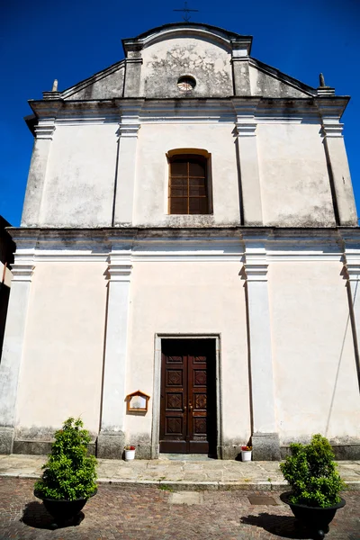 Monumento arquitectura antigua en la religión milan y — Foto de Stock