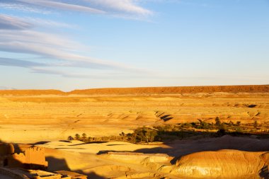 Hill Afrika'da Fas eski inşaat Köyü tuğla duvar