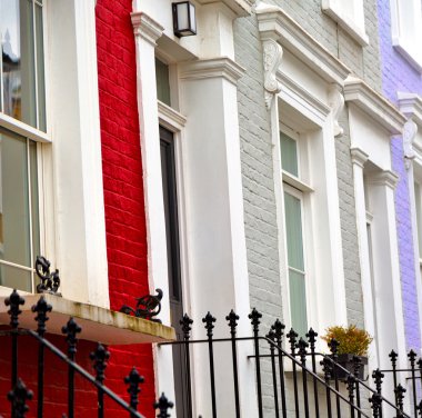 Londra'daki Notting hill alan İngiltere'de eski banliyö ve antika