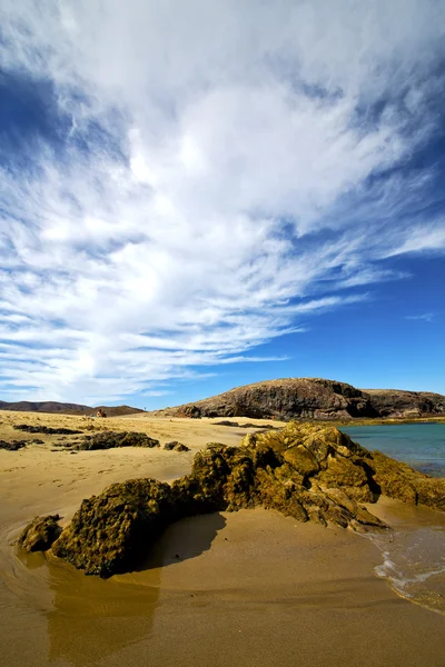 Agua en lanzjalá cielo cielo nube playa almizcle y verano —  Fotos de Stock