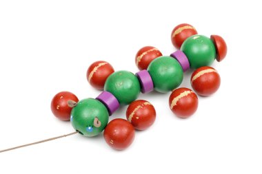 Caterpillar beyaz zemin üzerine