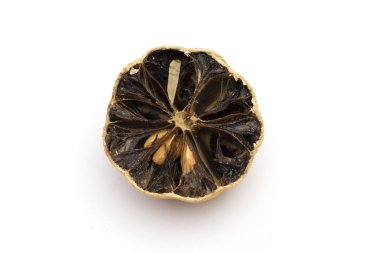 beyaz zemin üzerine limon