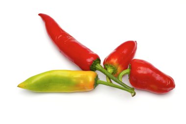 beyaz zemin üzerine biber