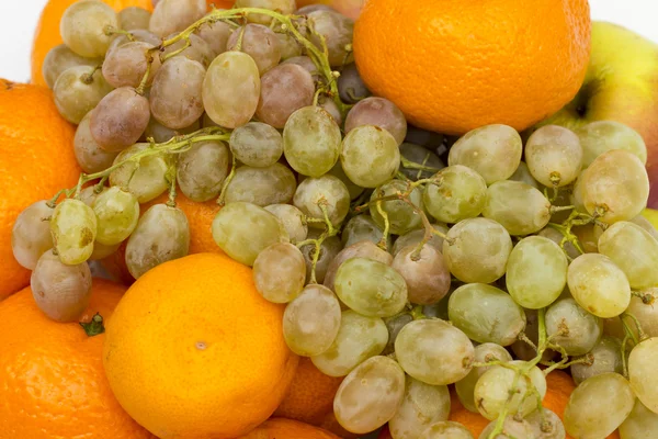Fruta en el fondo blanco —  Fotos de Stock