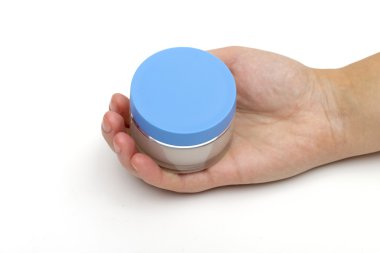 beyaz zemin üzerine krem