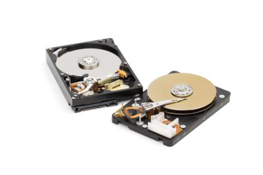 Beyaz arka plan üstünde sert yuvarlak yüzey