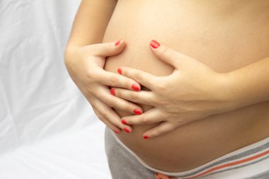 Beyaz arka plan üzerinde mide