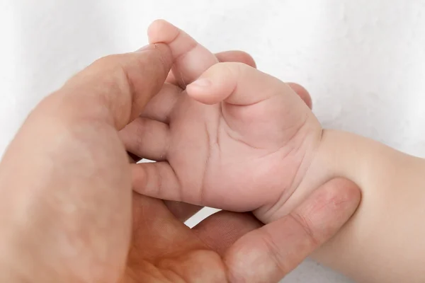 Kinder auf weißem Hintergrund — Stockfoto