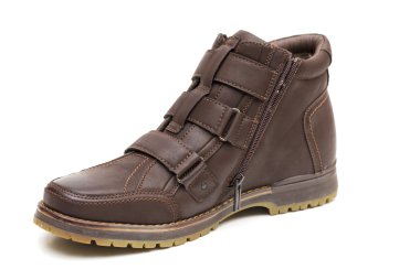 Beyaz arkaplanda ayakkabılar