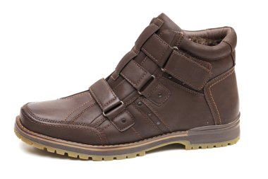 Beyaz arkaplanda ayakkabılar