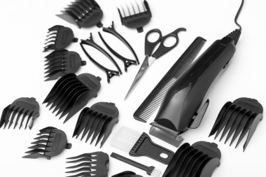 Beyaz arka plan üzerinde kesme makinesi