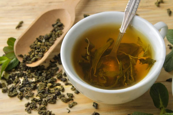 Zöld Tea Forró Tea Egy Csésze Közelkép Egy Háttér Jogdíjmentes Stock Képek