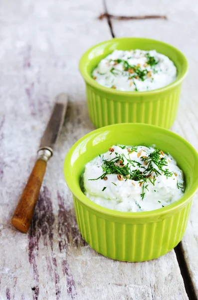 Homemade cottage cheese cream with spices and dill — Stock Photo, Image