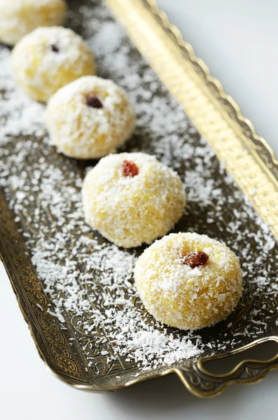 Ladoo casero - dulces indios tradicionales —  Fotos de Stock