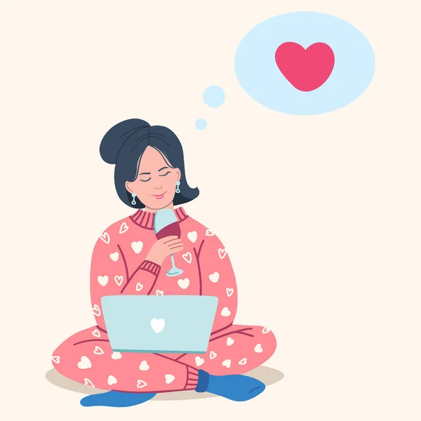 Karantinada bir kız Aziz Valentine bayramını yalnız kutluyor. Pijamalı bir kız kırmızı şarap içer ve uzaktan iletişim için dizüstü bilgisayar kullanır. vektör çizimleri — Stok Vektör
