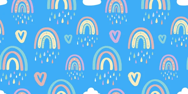 Arco iris con nubes y corazones sobre un patrón sin costuras de fondo azul. Lindo patrón de niños. Ilustración vectorial — Archivo Imágenes Vectoriales