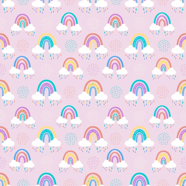 Rainbow with clouds and raindrops, doodles and circles in a seamless pattern. — Stock Vector