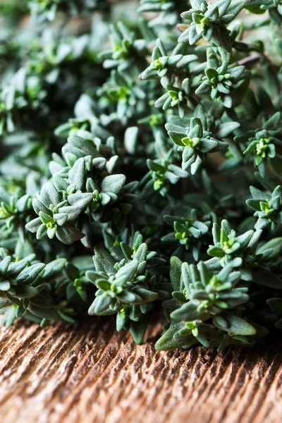 Fresh thyme sprigs — Stock Photo, Image