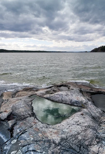 Stones, sea and sky — Stock Photo, Image